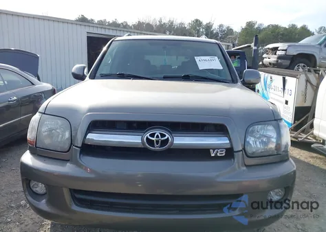 2005 Toyota Sequoia Sr5 V8 from USA, damaged, VIN 5TDZT34A75S256059